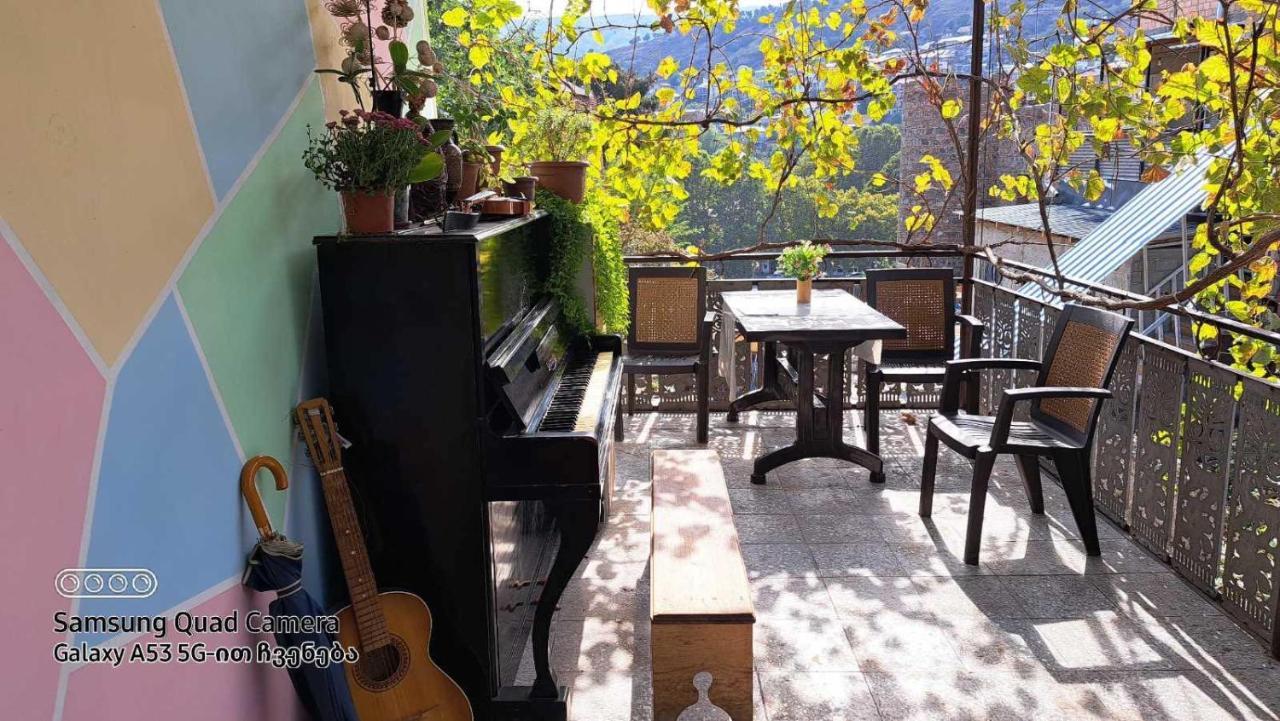 Apartment With A Nice Terrace In Old City Center Тбилиси Экстерьер фото